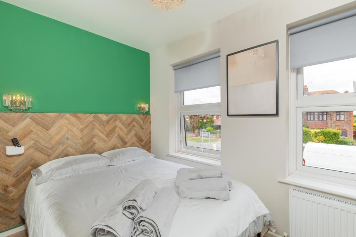 Ocean Apartments, Apartment 1 - Bright And Modern 1 Bedroom Apartment Littlehampton Exteriér fotografie